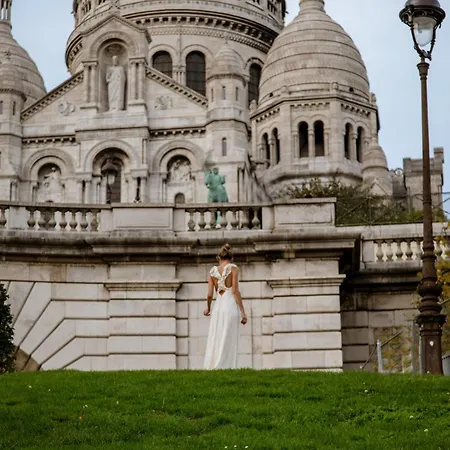 Montmartre Romantic, -