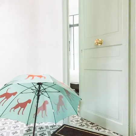 Montmartre Romantic, - パリ