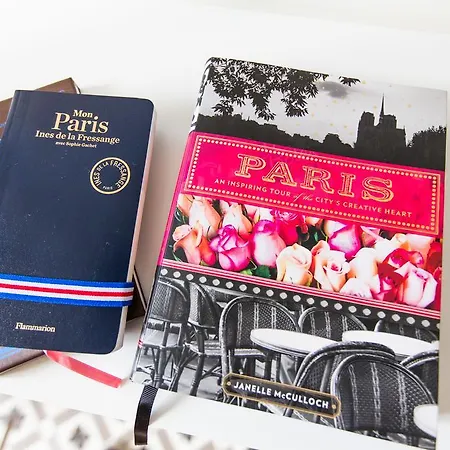 Bed & Breakfast Montmartre Romantic, - 4*