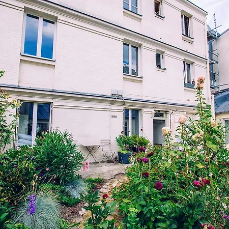 Montmartre Romantic, - Bed & Breakfast Paris