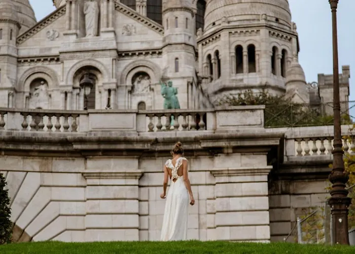 Montmartre Romantic, -
