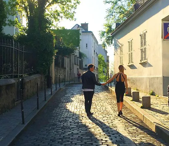 Montmartre Romantic, -