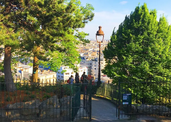 Oda ve Kahvaltı Montmartre Romantic, - 4*